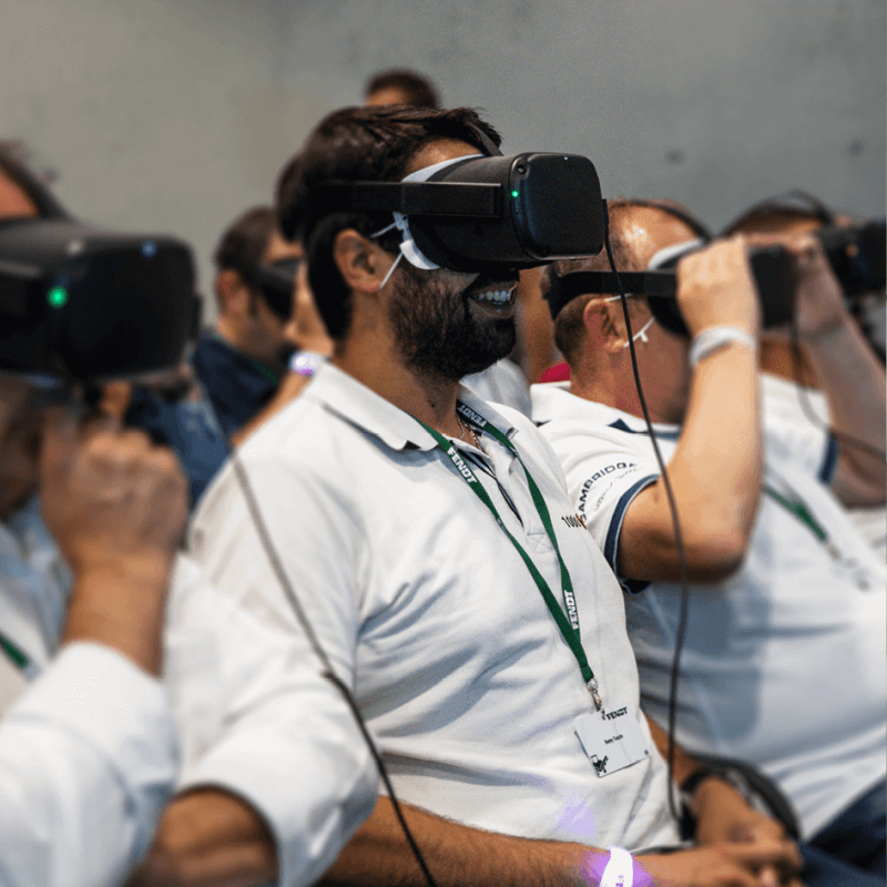 VR